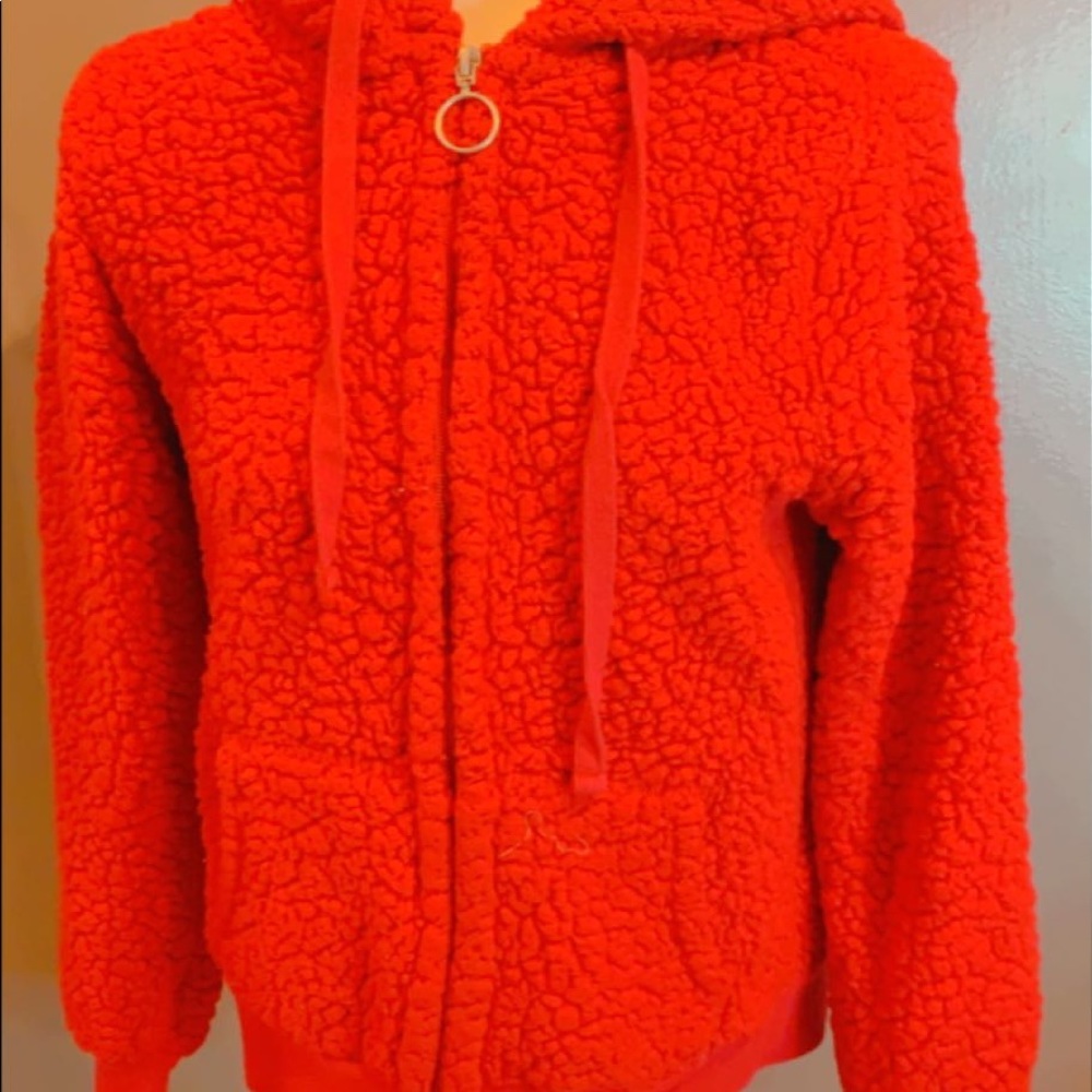 fluffy zip up